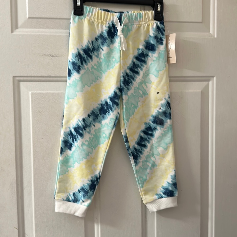 FIRST IMPRESSIONS TIE DYE JOGGER PANTS: WHITE/BLUE/YELLOW: NEW WITH TAGS: SZ 3T